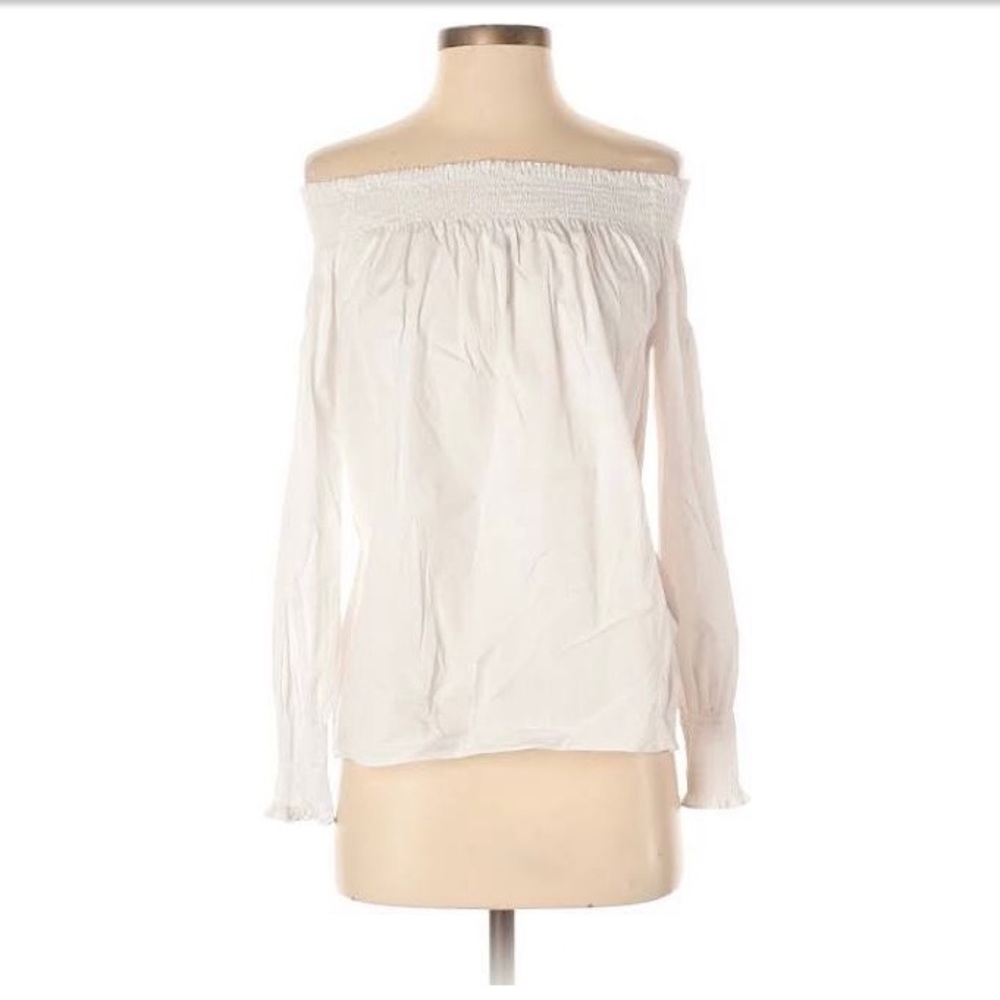 ⭐️SOLD⭐️ Zara Basic Long Sleeve OffShoulder Blouse